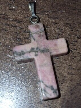 Rhodonite Pendant – Cross